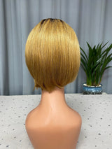 Perruque Bob  lace frontal T coupe  à plat de la taille 8  pouces