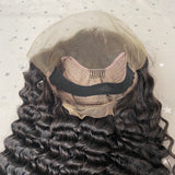 La Perruque Frisé  13X4" Lace frontal transparent densité 250%  Deep wave